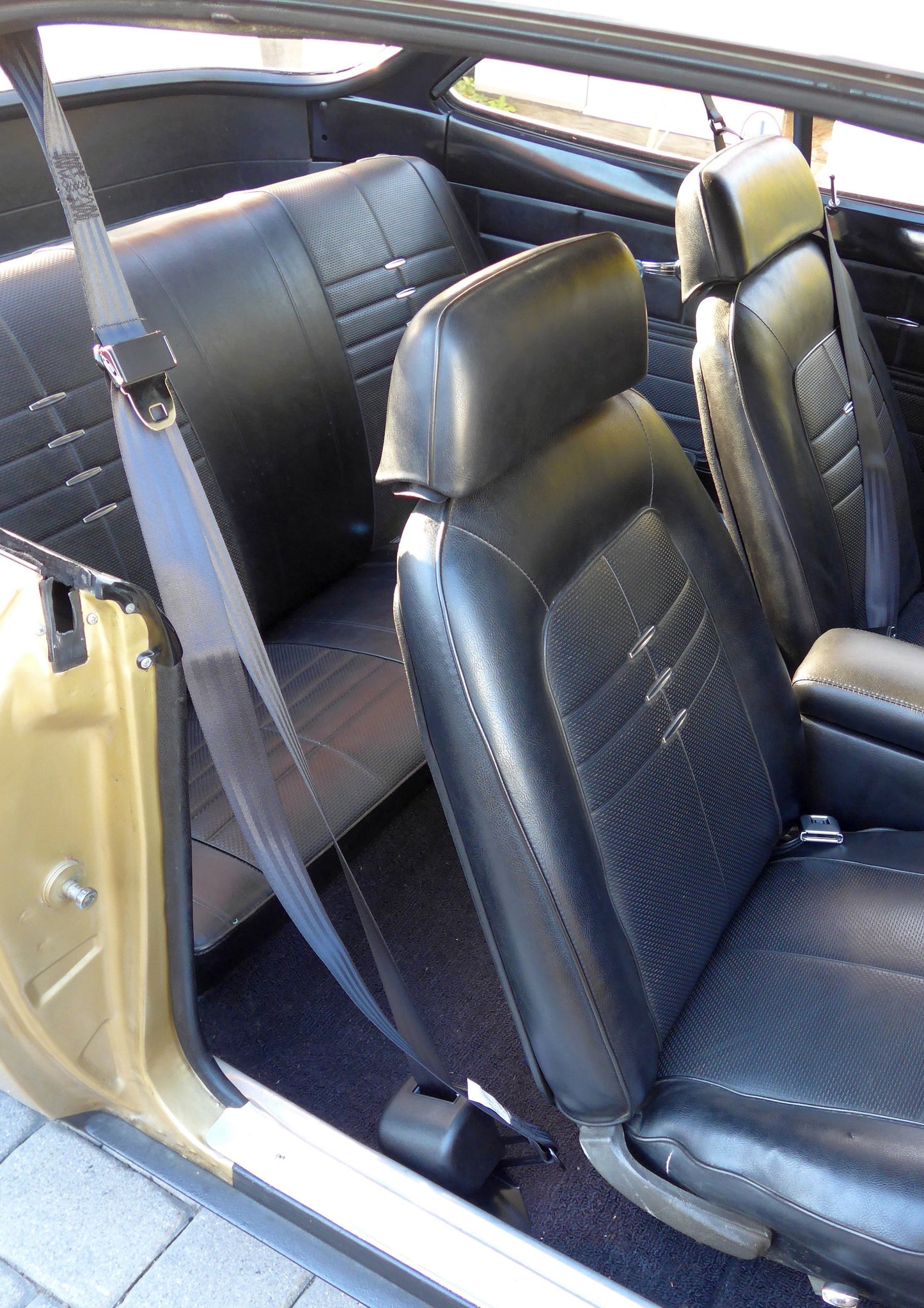 1966-69 Corvair Front 3-Point Seat Belts; - MorrisClassic.com, classic car seat belt