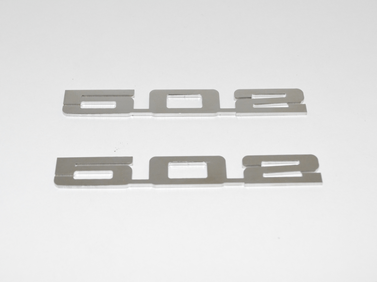 502 Hood Emblems; - MorrisClassic.com, emblem